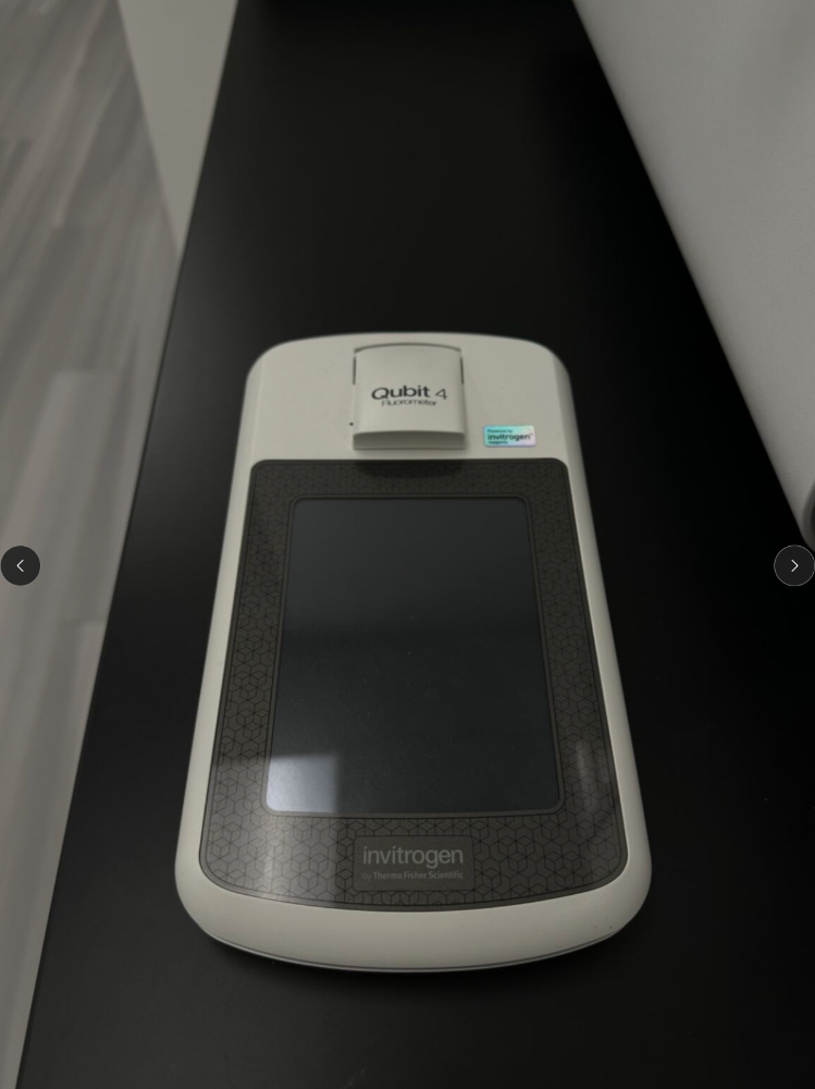 Image of Invitrogen Qubit 4 Fluorometer